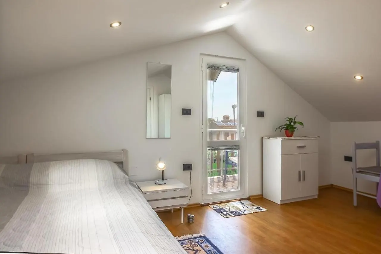 Apartments Radan Porec 0*,  Croatia